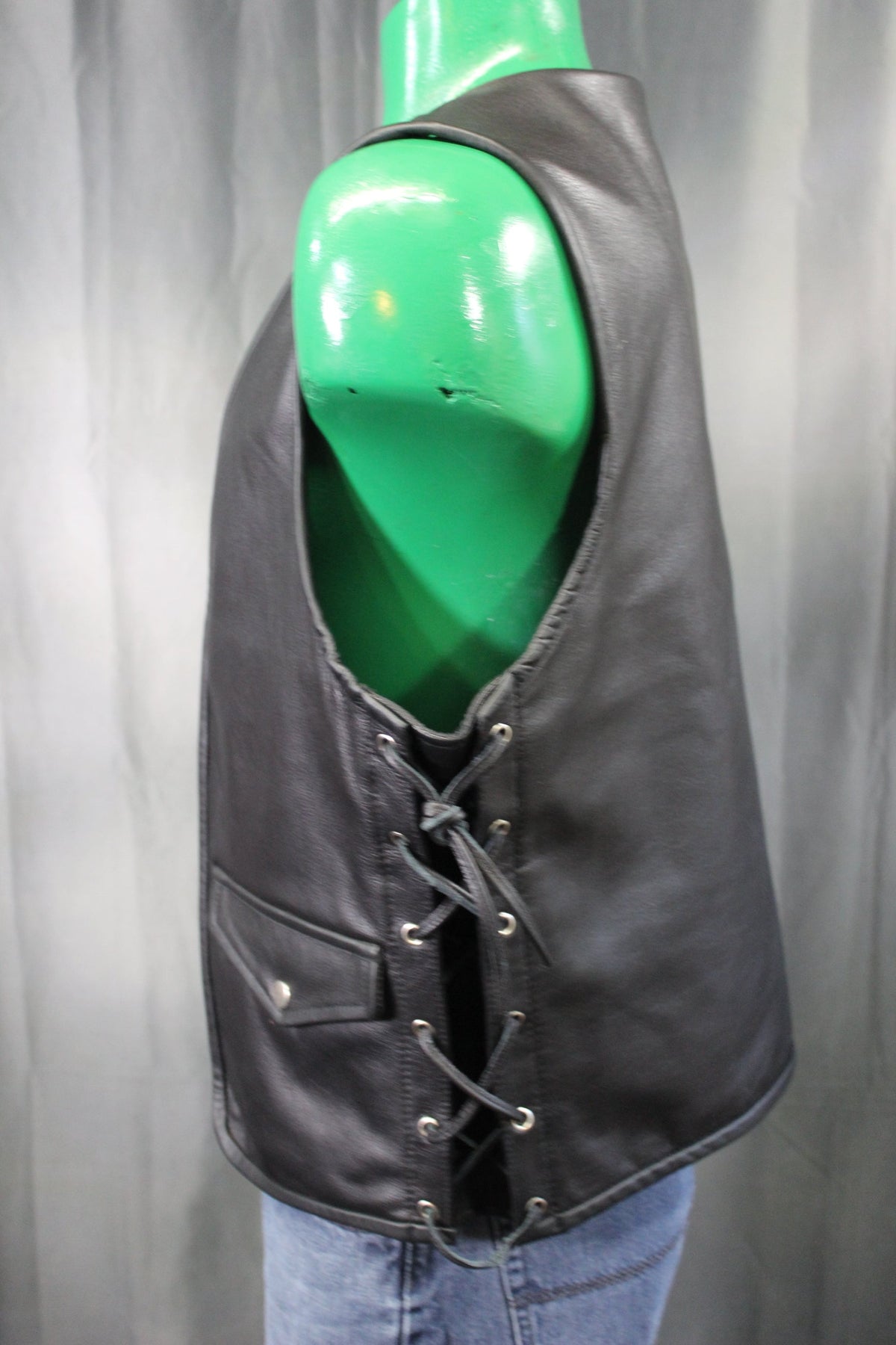 OnF Leather Bar Vest - Classic Black - view 15