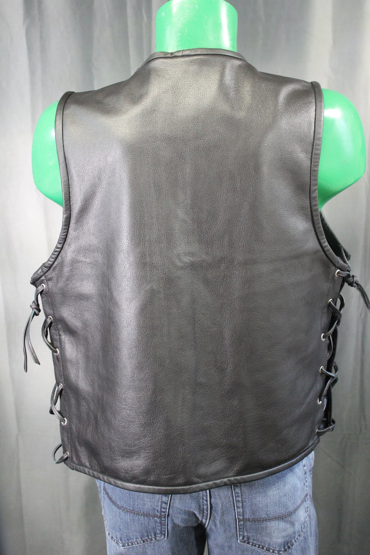 OnF Leather Bar Vest - Classic Black - view 16