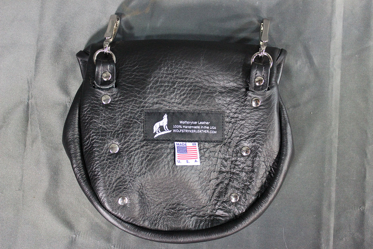 Leather Sporran with Bear Paw - view 9