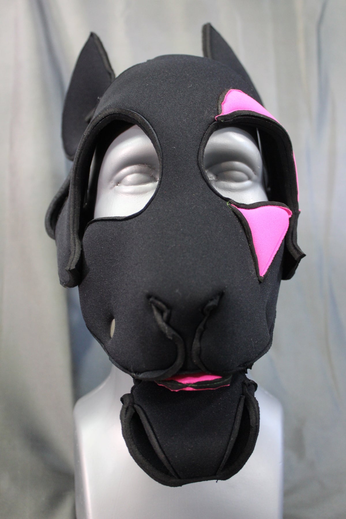 Pupskinz Neoprene Husky Heart Hood - view 3