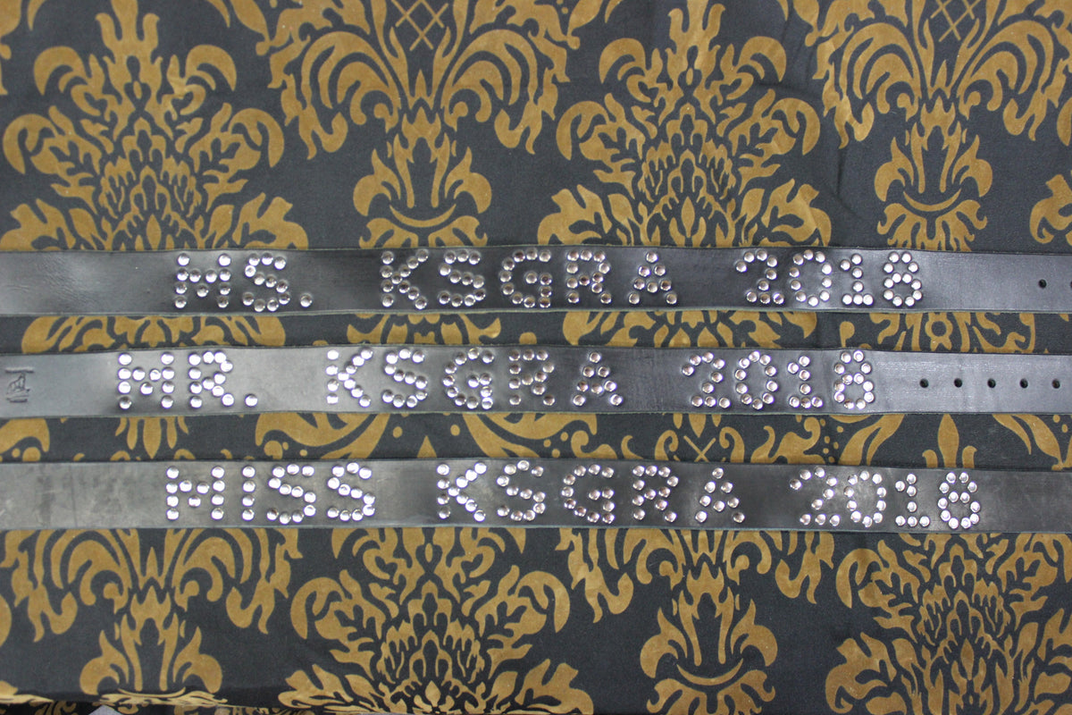 Title Holder Belt - front view