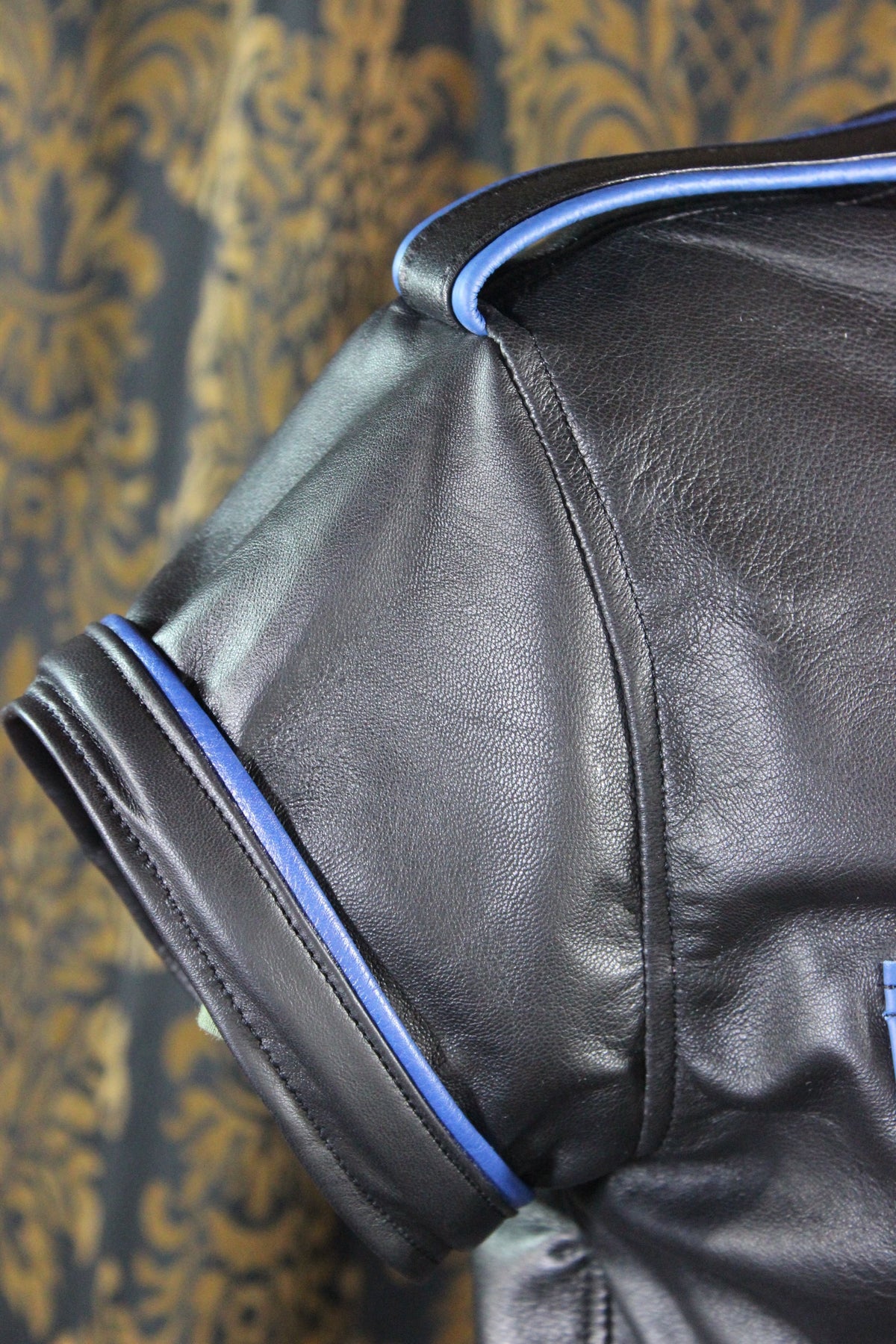 Formal Leather Short Sleeve Shirt with Piping - view 11