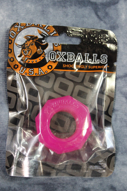 Oxballs Hump Nut Shaped Cockring - front view