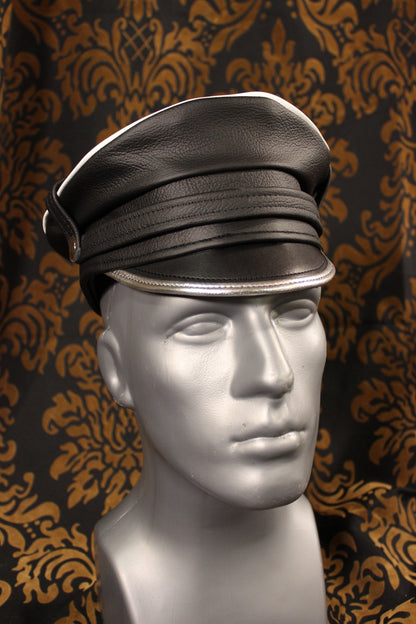 Sir Cover with Piping - front view