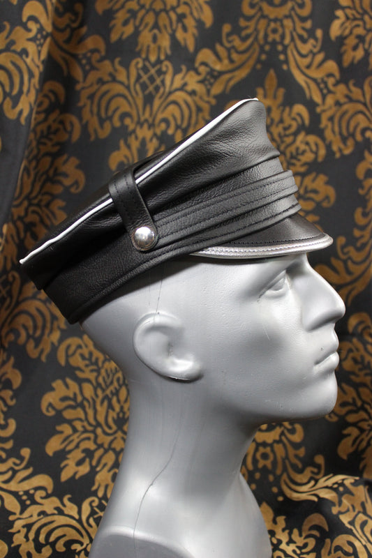 Sir Cover with Piping - view 2