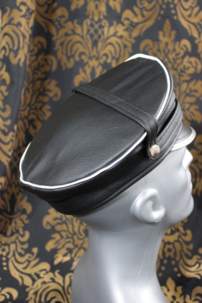 Sir Cover with Piping - view 3