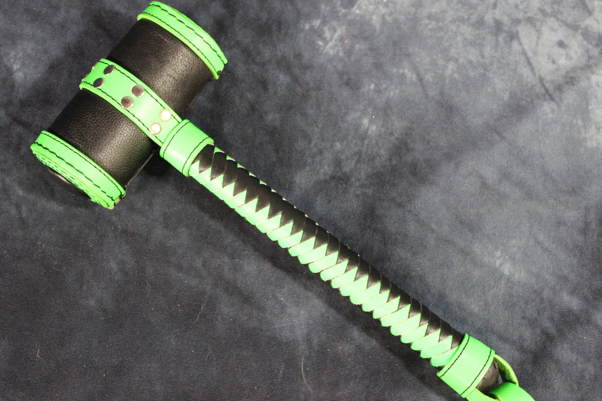 Harley Quinn Bondage Hammer - view 12