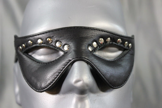 Party Mask by The Otter and The Fox - front view