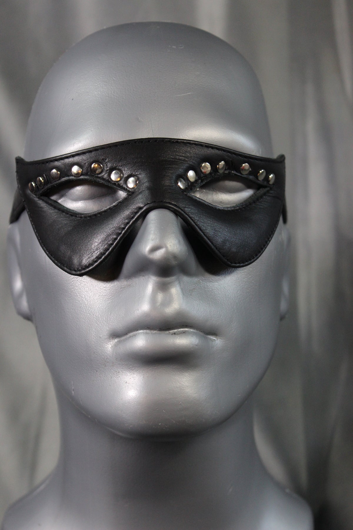Party Mask by The Otter and The Fox - view 3