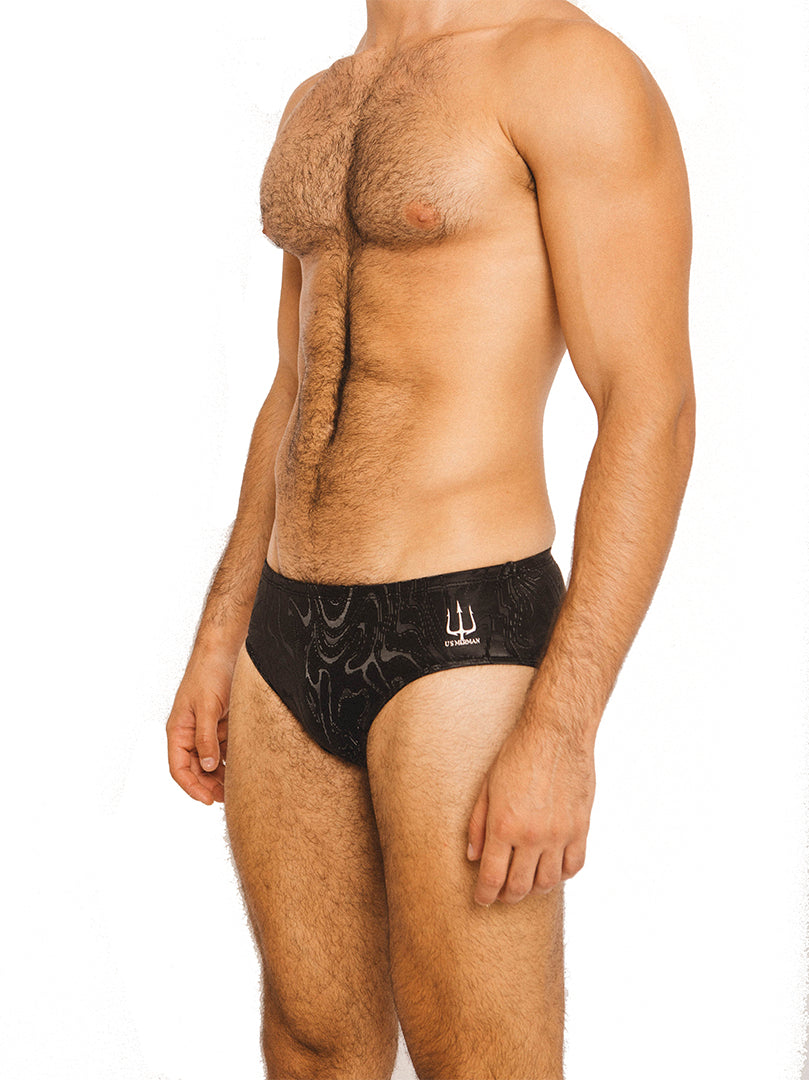 PARACHUTE DRAG BRIEF