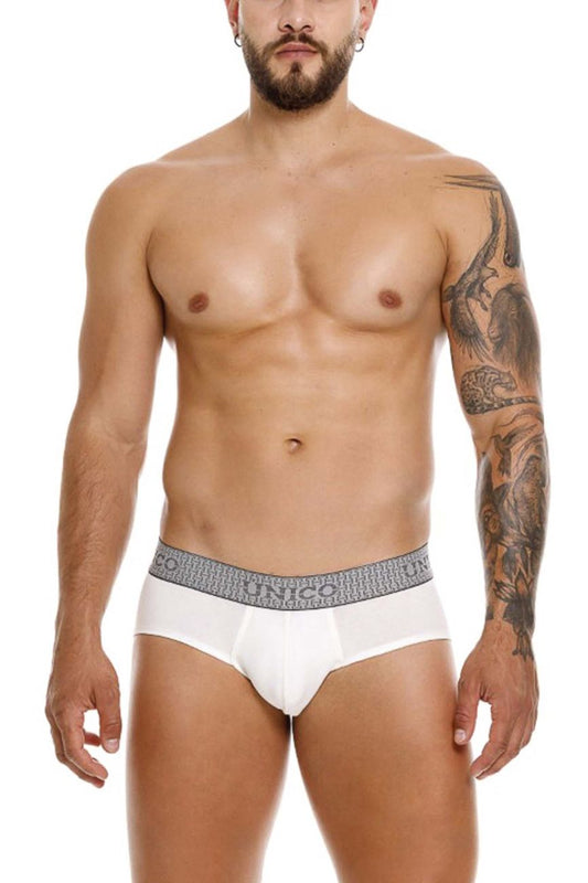 Mundo Unico Men's Underwear 25020101120 Marfil Briefs Color 02-White