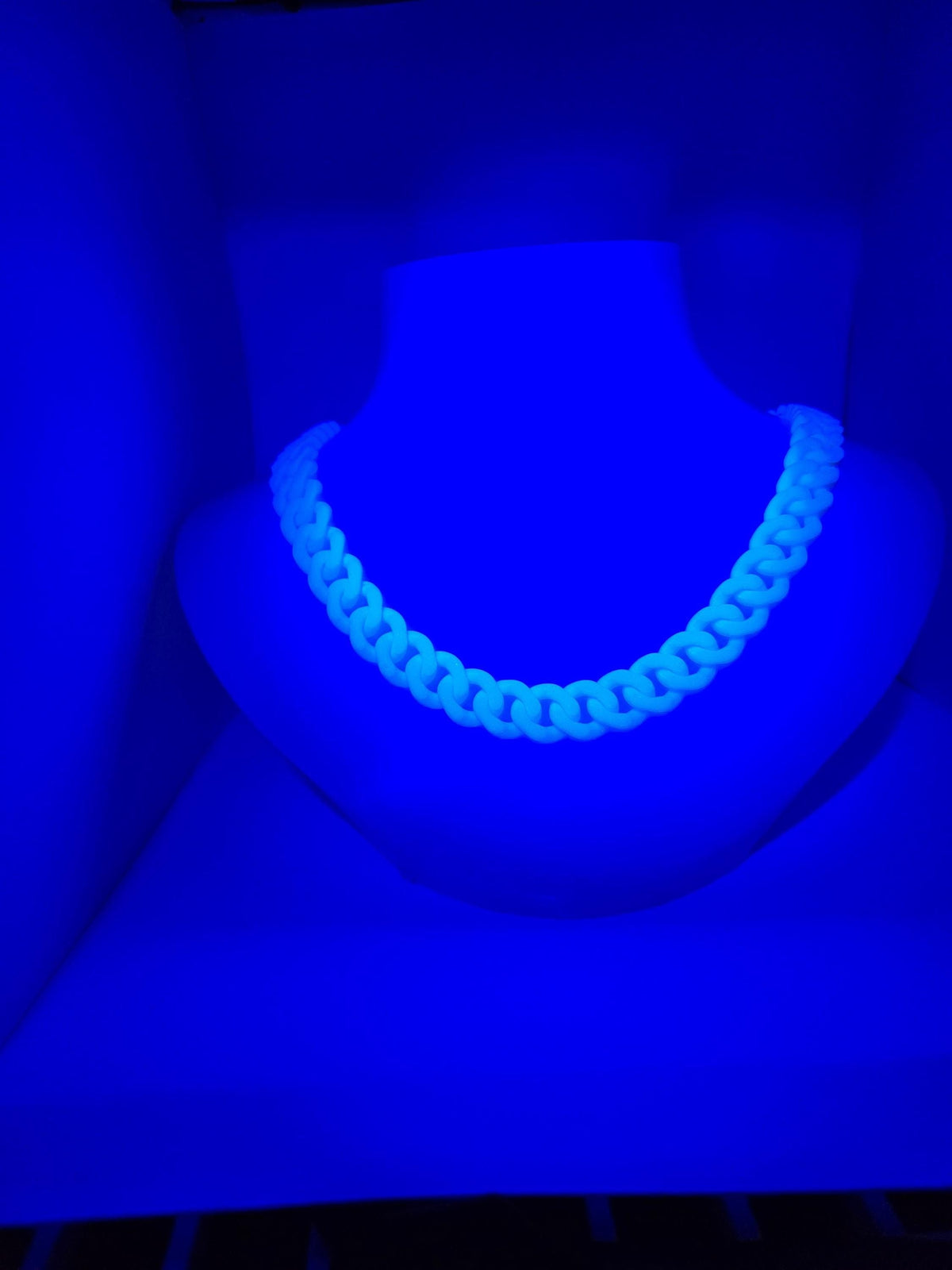 Stretchy Cuban Chain Loop Poppers/Lube Holder Necklace – Colorful, Customizable, Durable & Stylish