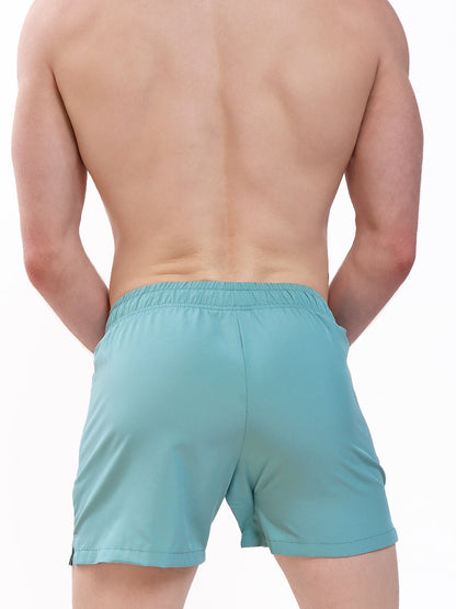 Core Woven 5" Short