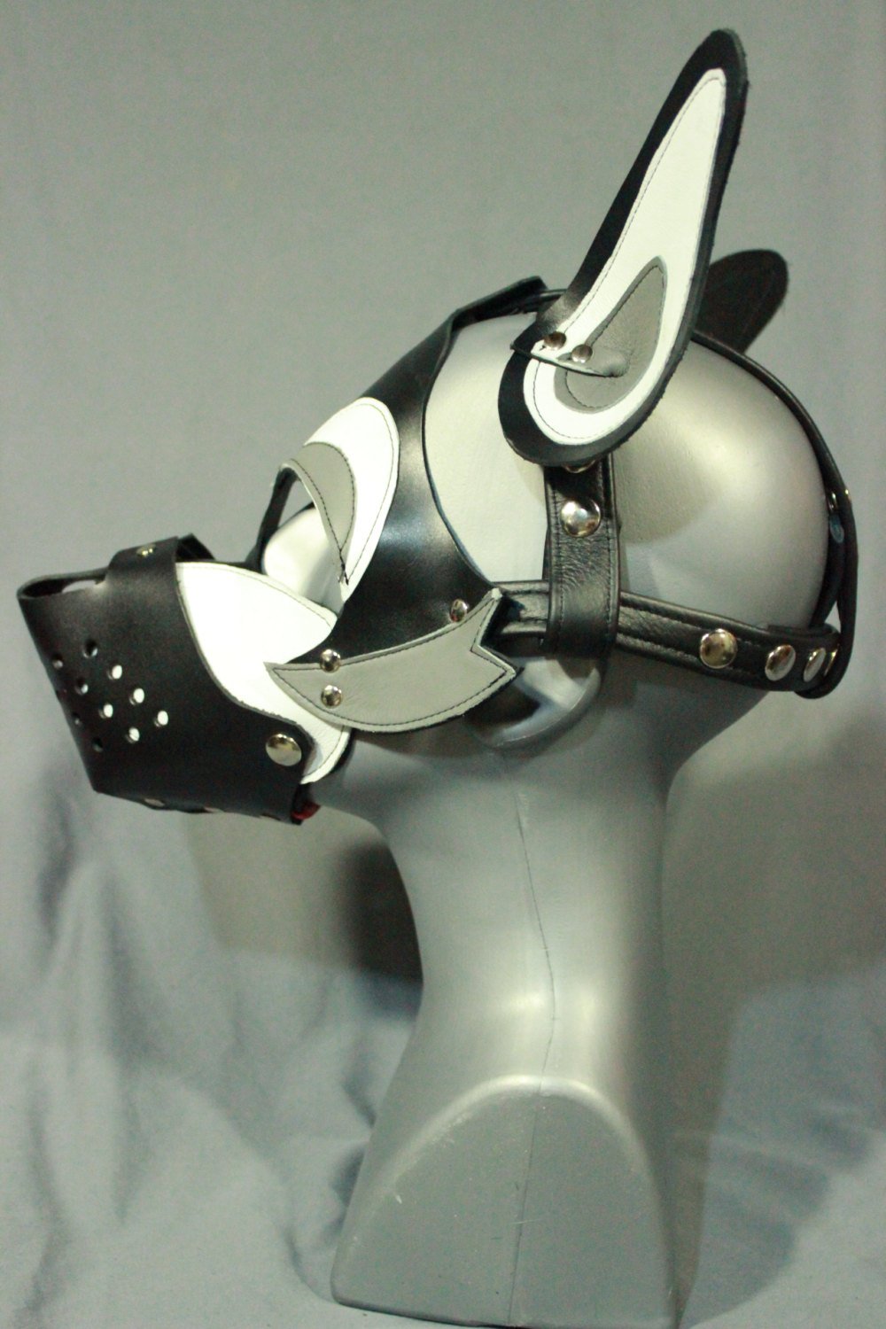 Husky style Pup Hood in Grey and White - view 4