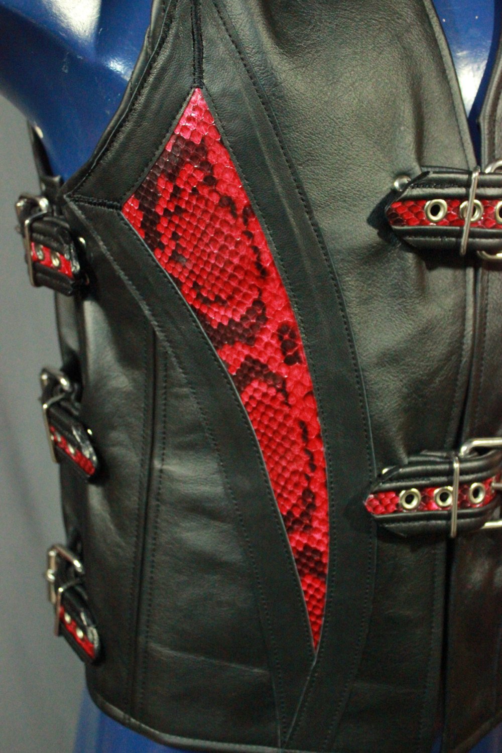 Amazing Black and Red Snakeskin Vest - view 4