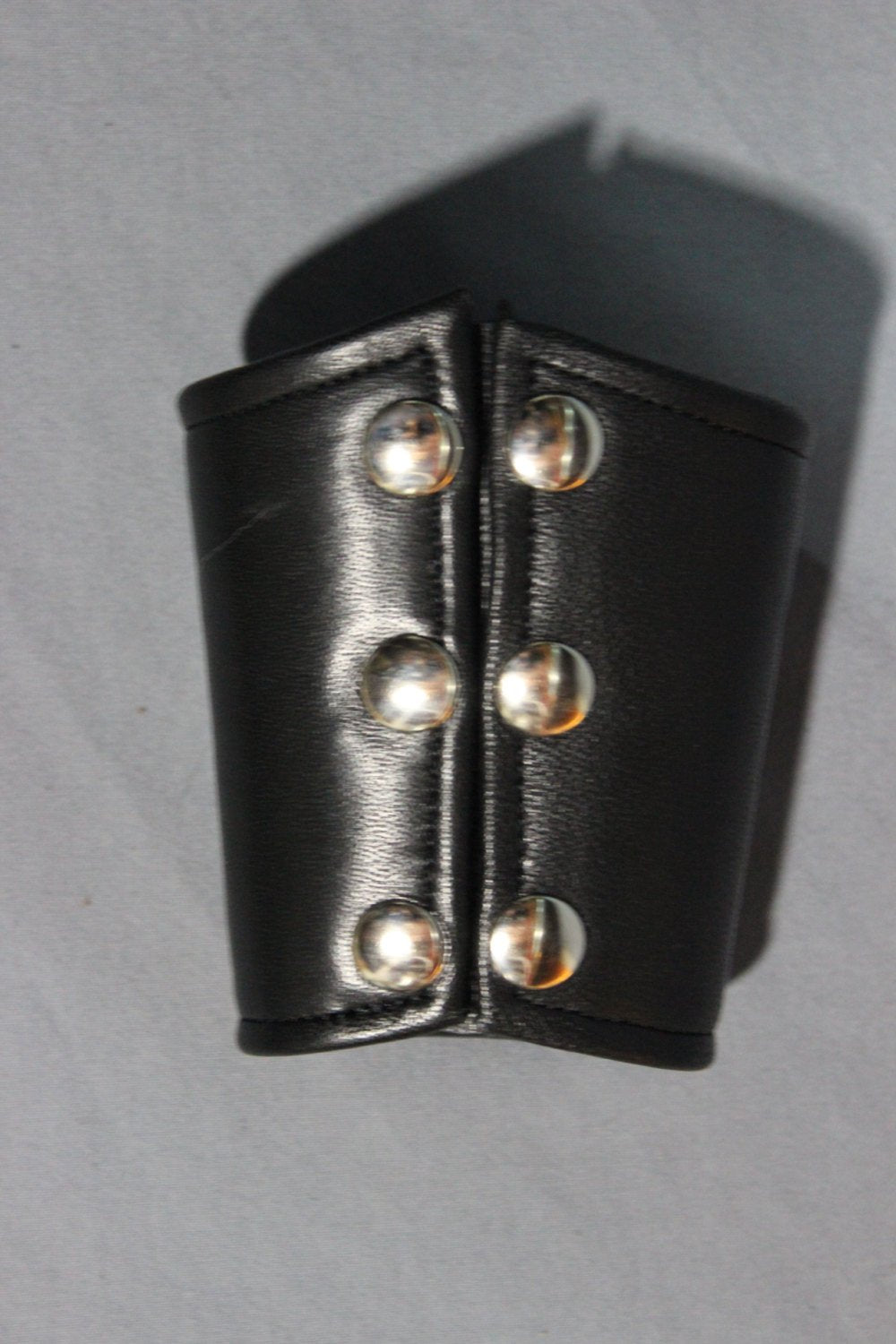 Wrist Bracer with Military Insignia - INDIVIDUAL BRACER - view 5
