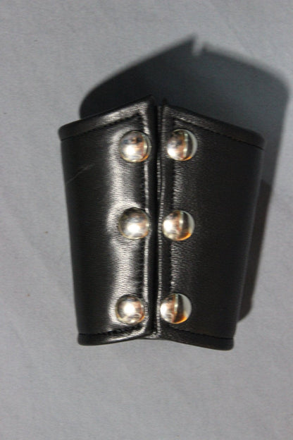 Wrist Bracer with Military Insignia - INDIVIDUAL BRACER - view 5