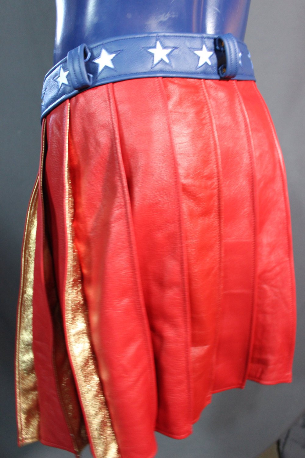 The Wonder Kilt! - view 3