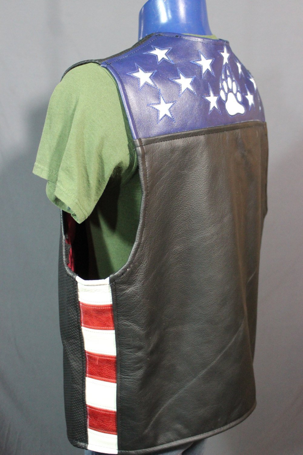 Wolfstryker's American Bear © Western Style Vest - view 2