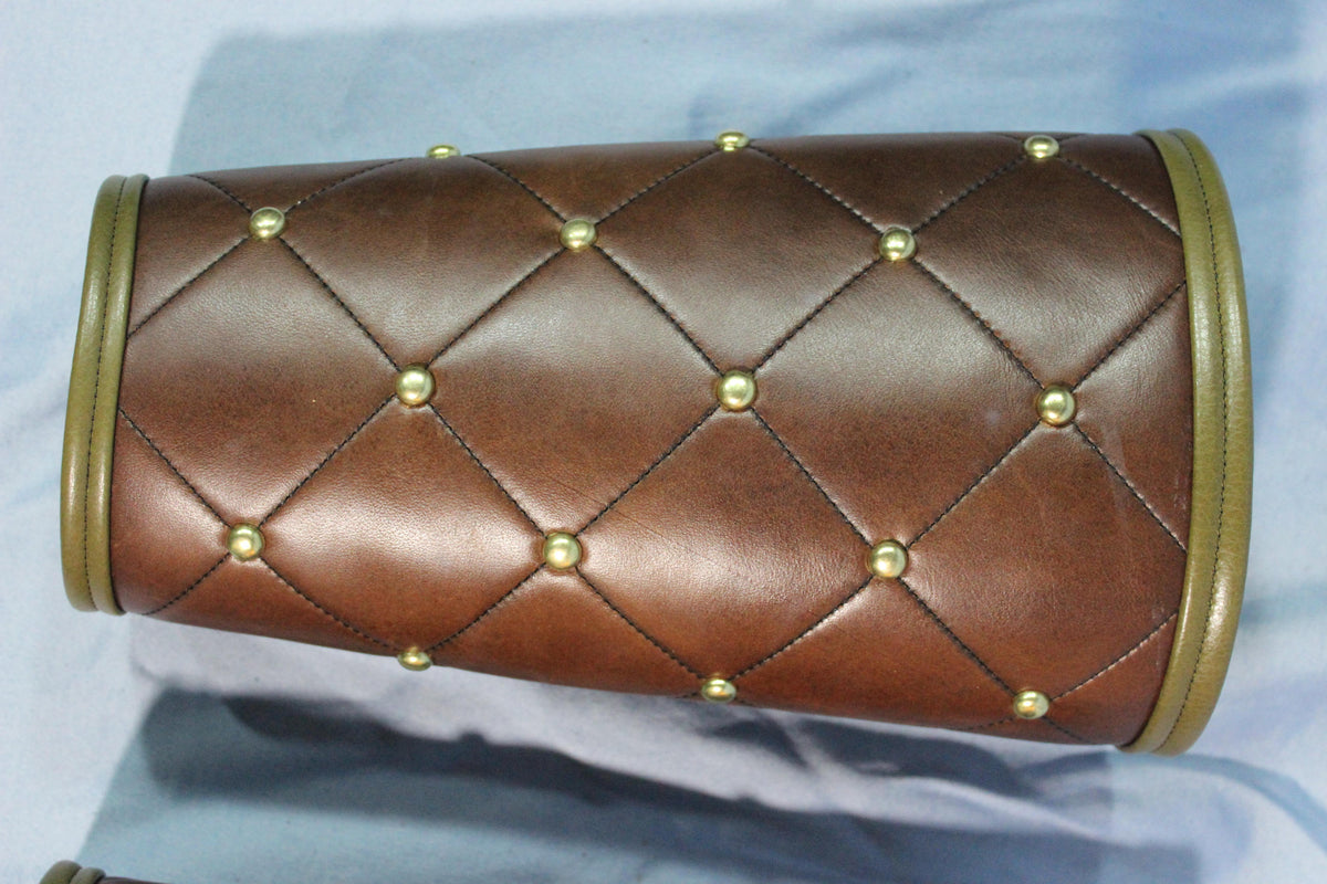 Amazing Cognac Greaves! - view 4