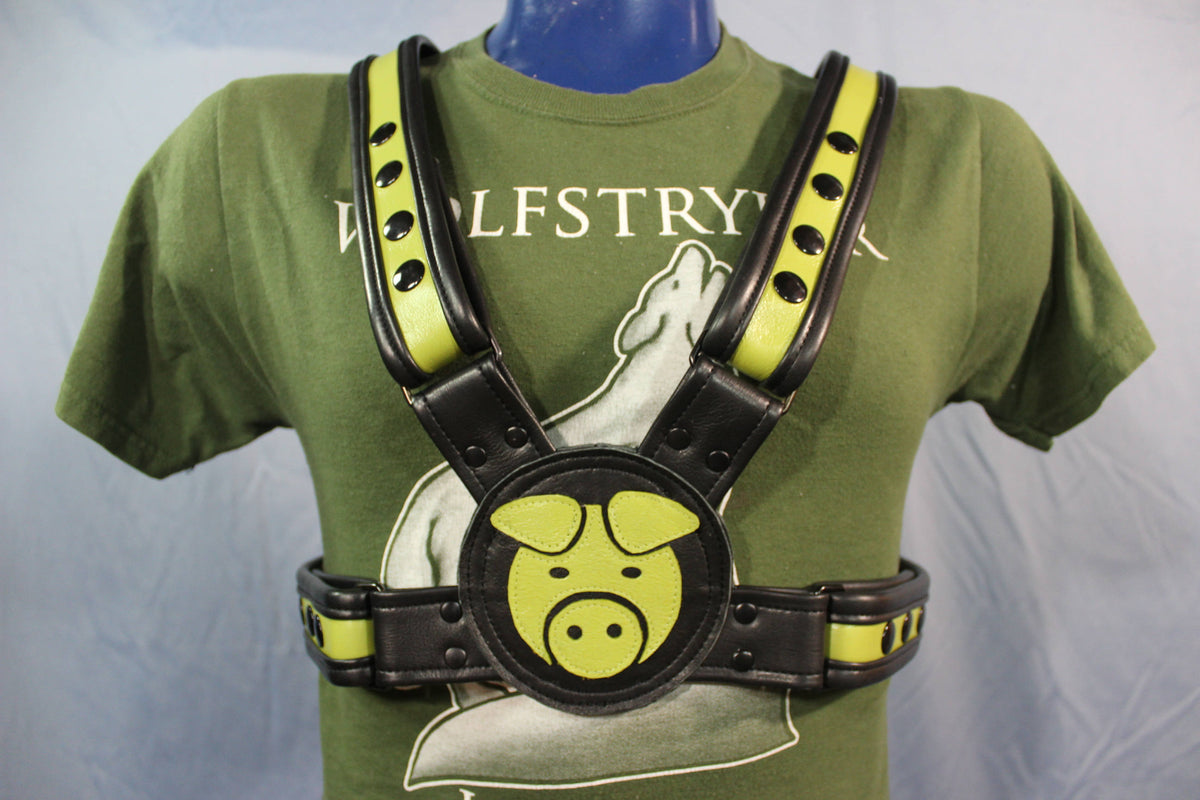 Gettin' PIGGY with it! - view 4