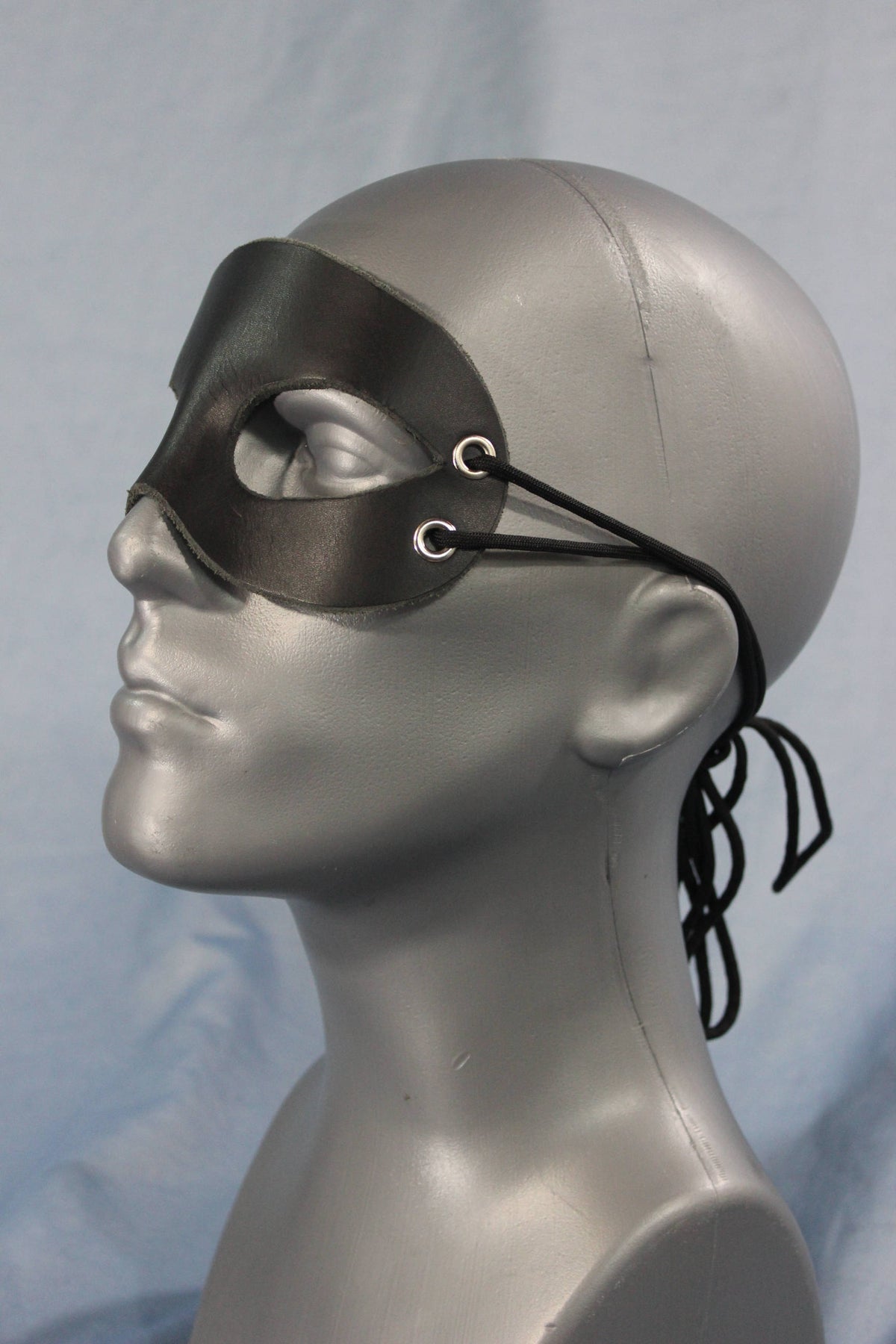 Simple black leather mask - view 3