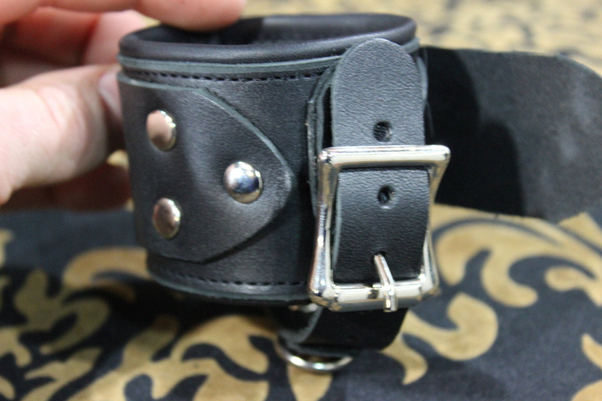 Classic 2" ball stretcher with weight holder. - view 3