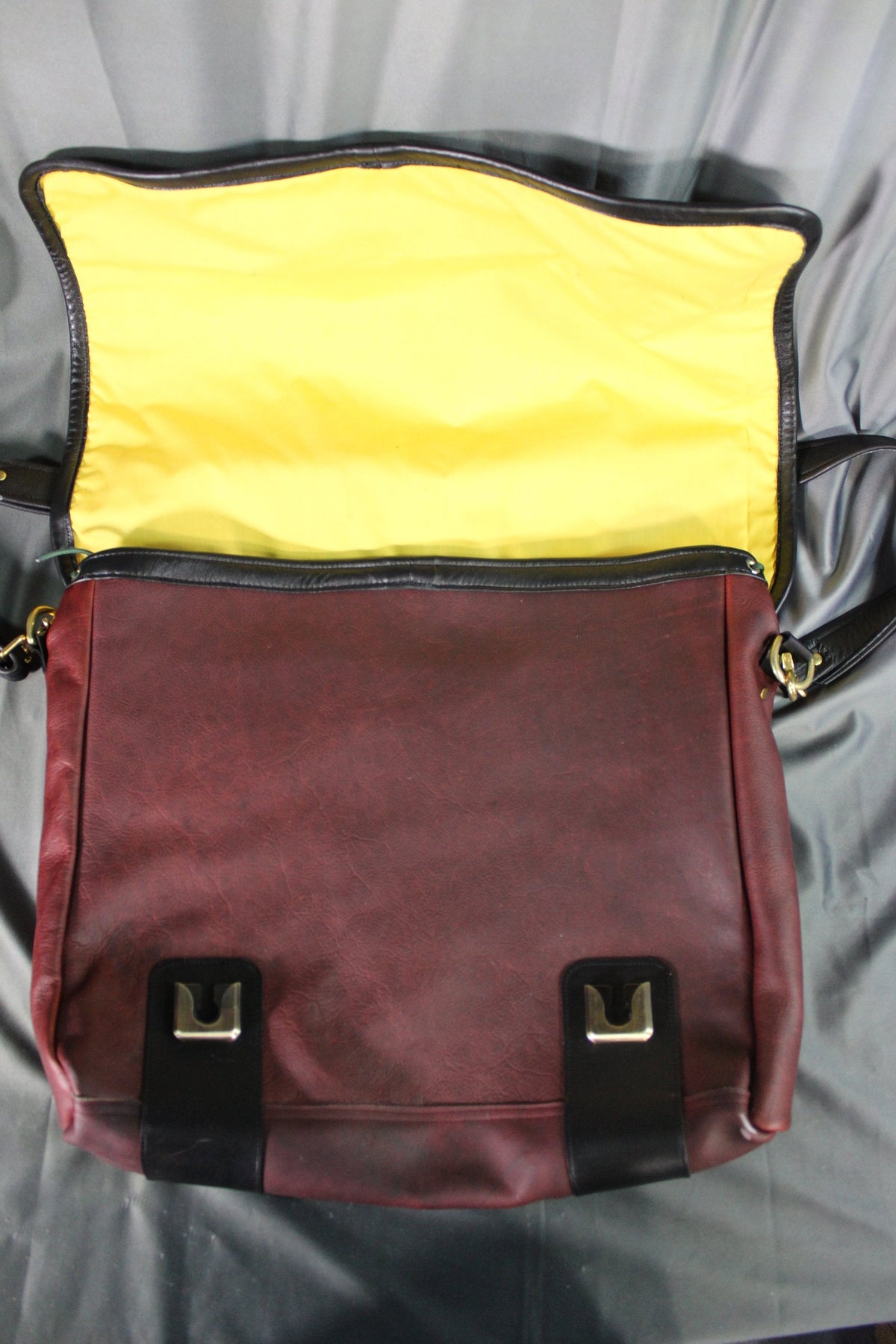 Mason's Mega Messenger Bag - NOW BIGGER! - view 2
