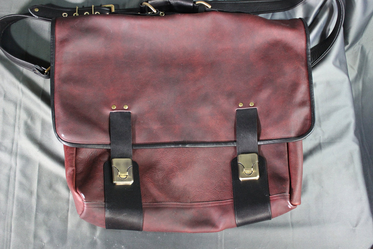 Mason's Mega Messenger Bag - NOW BIGGER! - front view