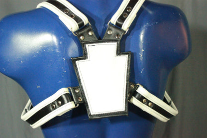 Black and white leather harness with keystone highlight. - view 2