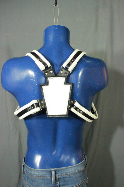 Black and white leather harness with keystone highlight. - view 3