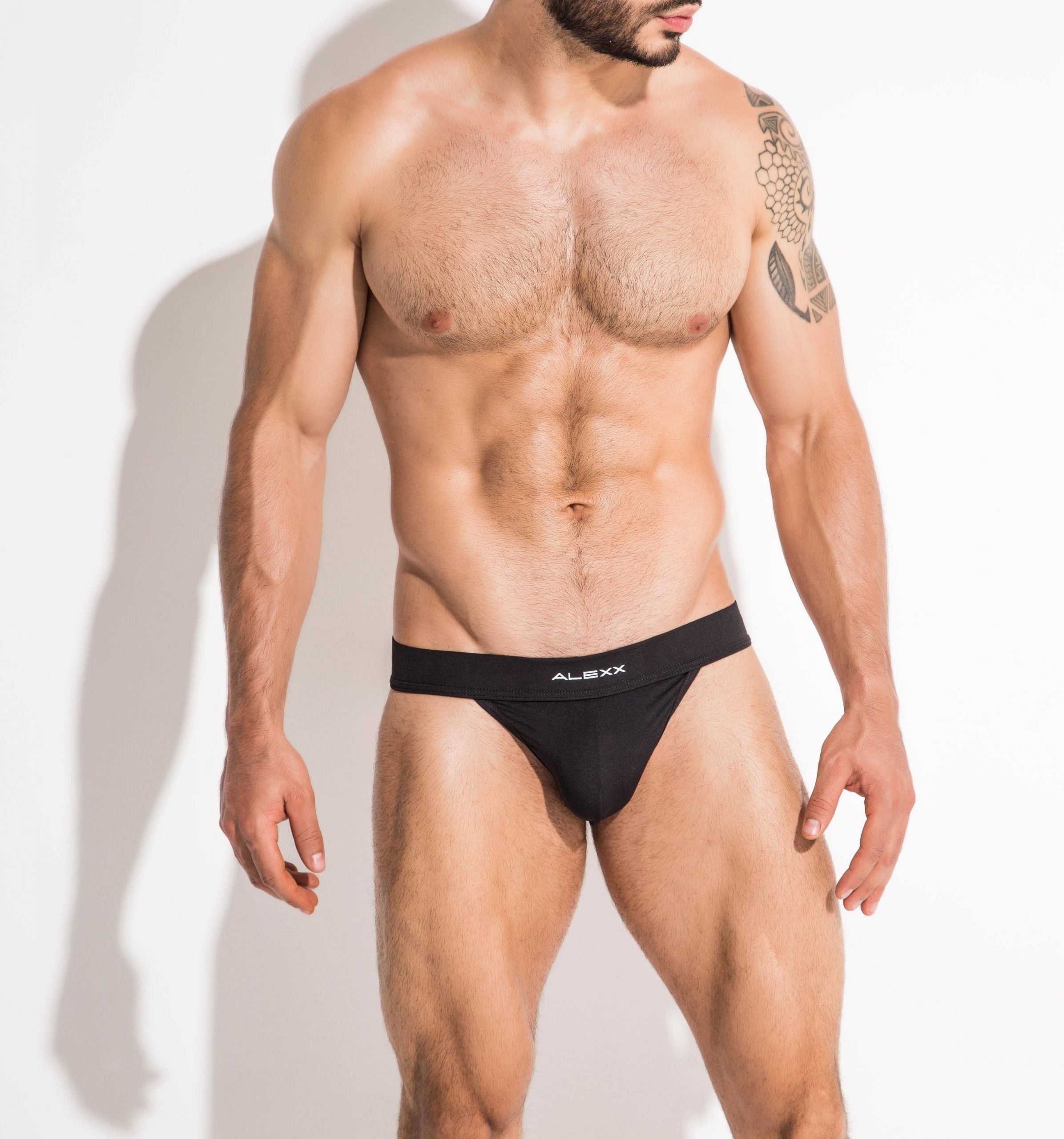 Tangy Thong Black | UNDERWEAR | ALEXX | OUTFAIR
