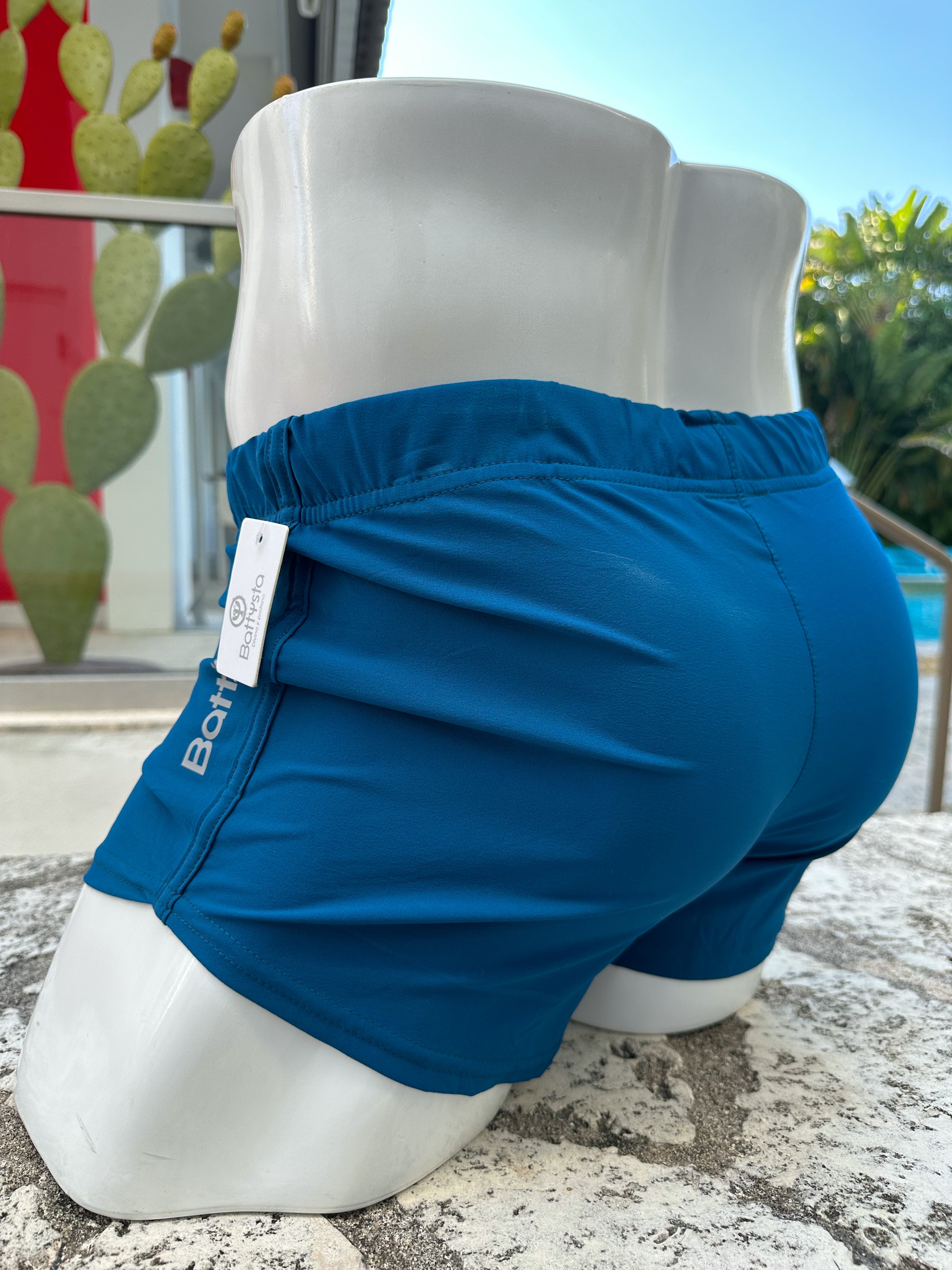 Cobalt pool shorts | MEN SHORTS | BATTYSTA | OUTFAIR | OUTFAIR
