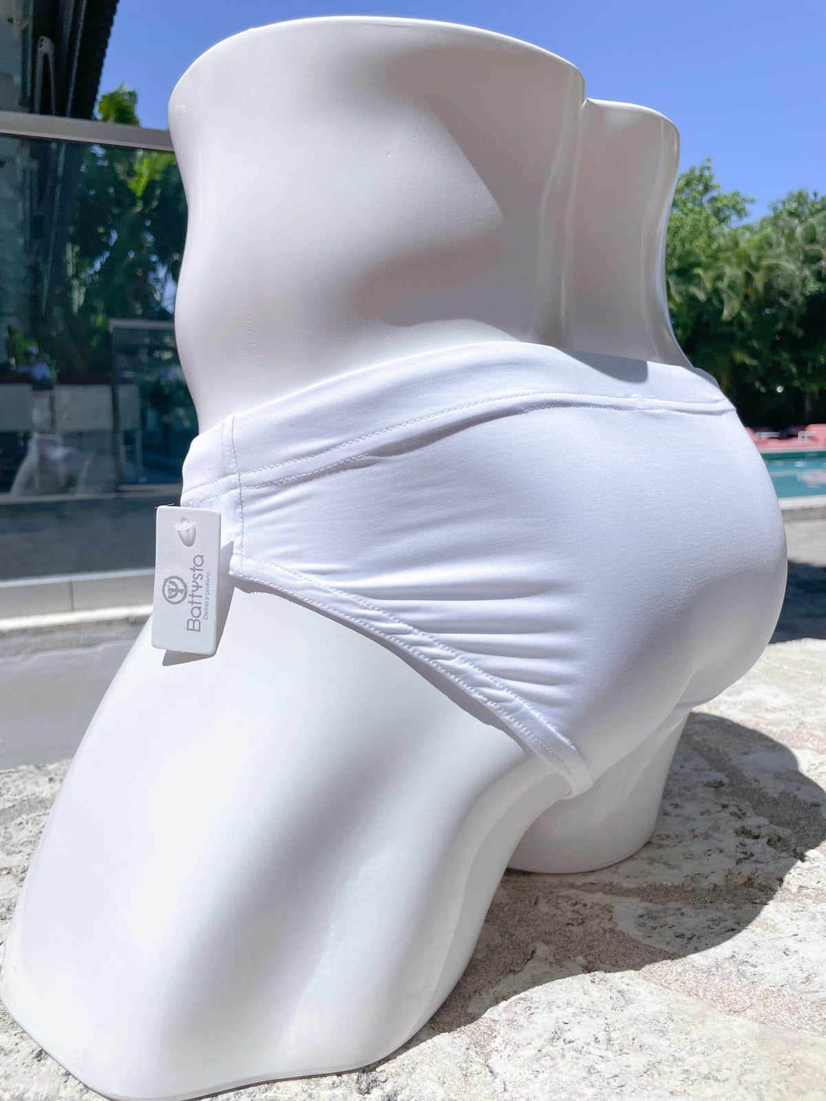 Milky Bikini | MEN SWIMWEAR | BATTYSTA | OUTFAIR | OUTFAIR