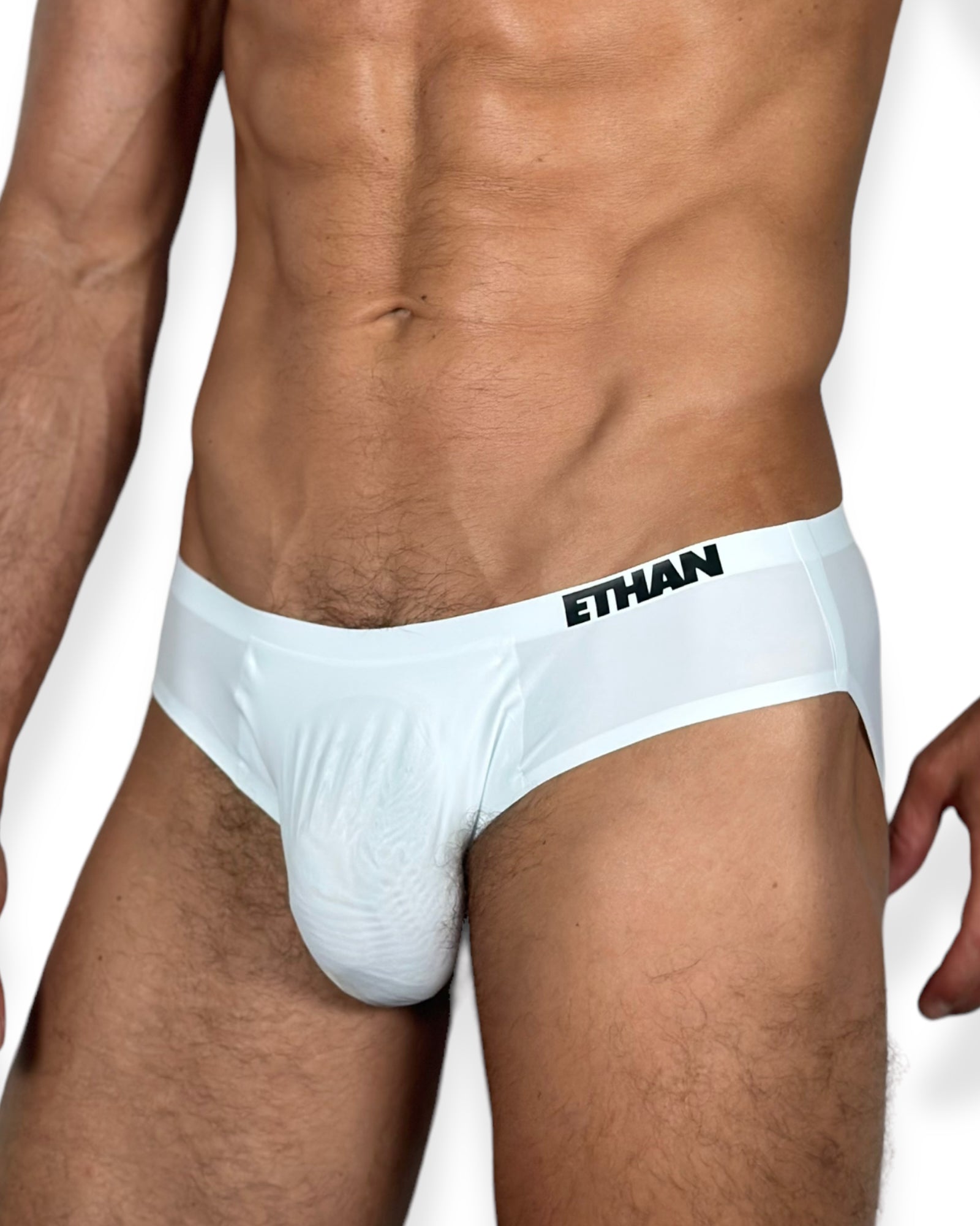 Super White Briefs | MEN UNDERWEAR | ETHAN UNDERWEAR | OUTFAIR | OUTFAIR