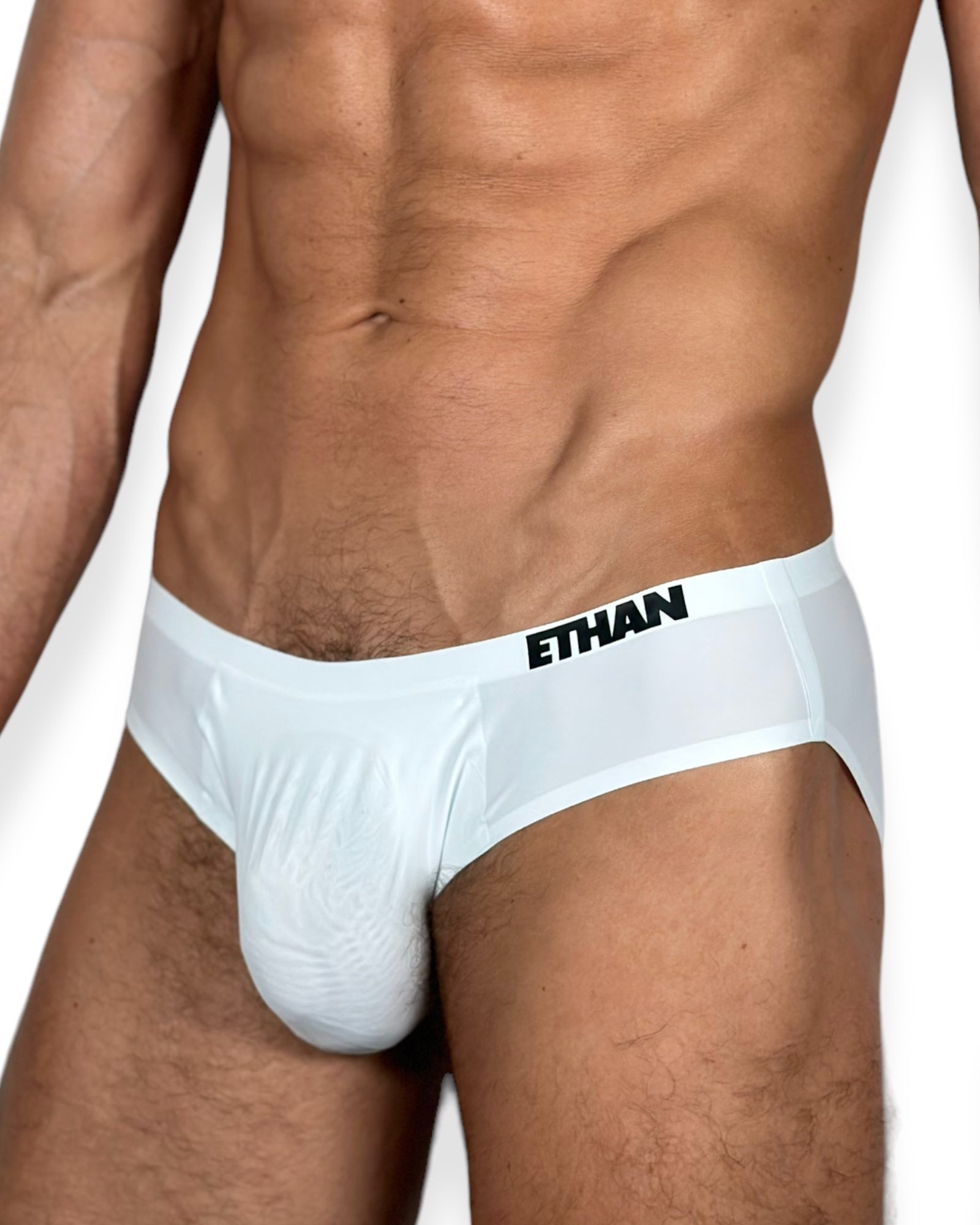 Super White Briefs | MEN UNDERWEAR | ETHAN UNDERWEAR | OUTFAIR | OUTFAIR