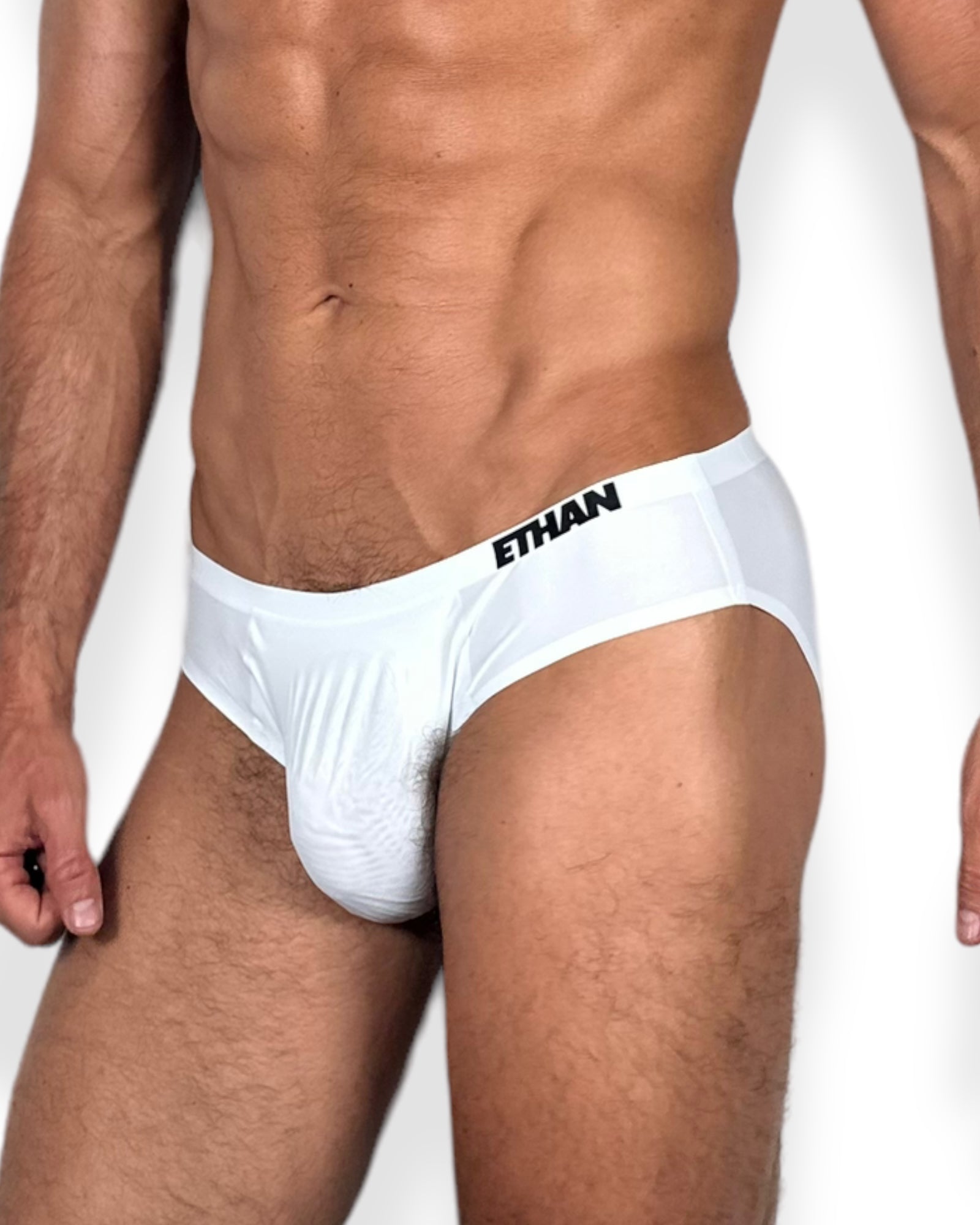 Super White Briefs | MEN UNDERWEAR | ETHAN UNDERWEAR | OUTFAIR | OUTFAIR